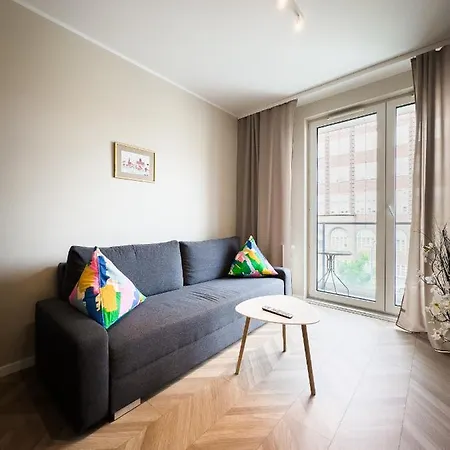 Golden Times Walowa 40 *